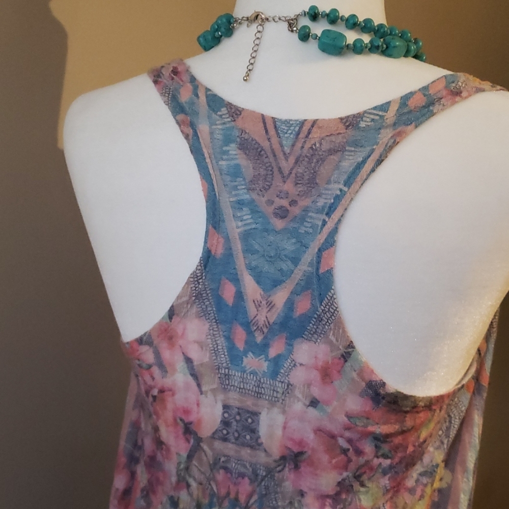 Razor back tank - Picture 2 of 3